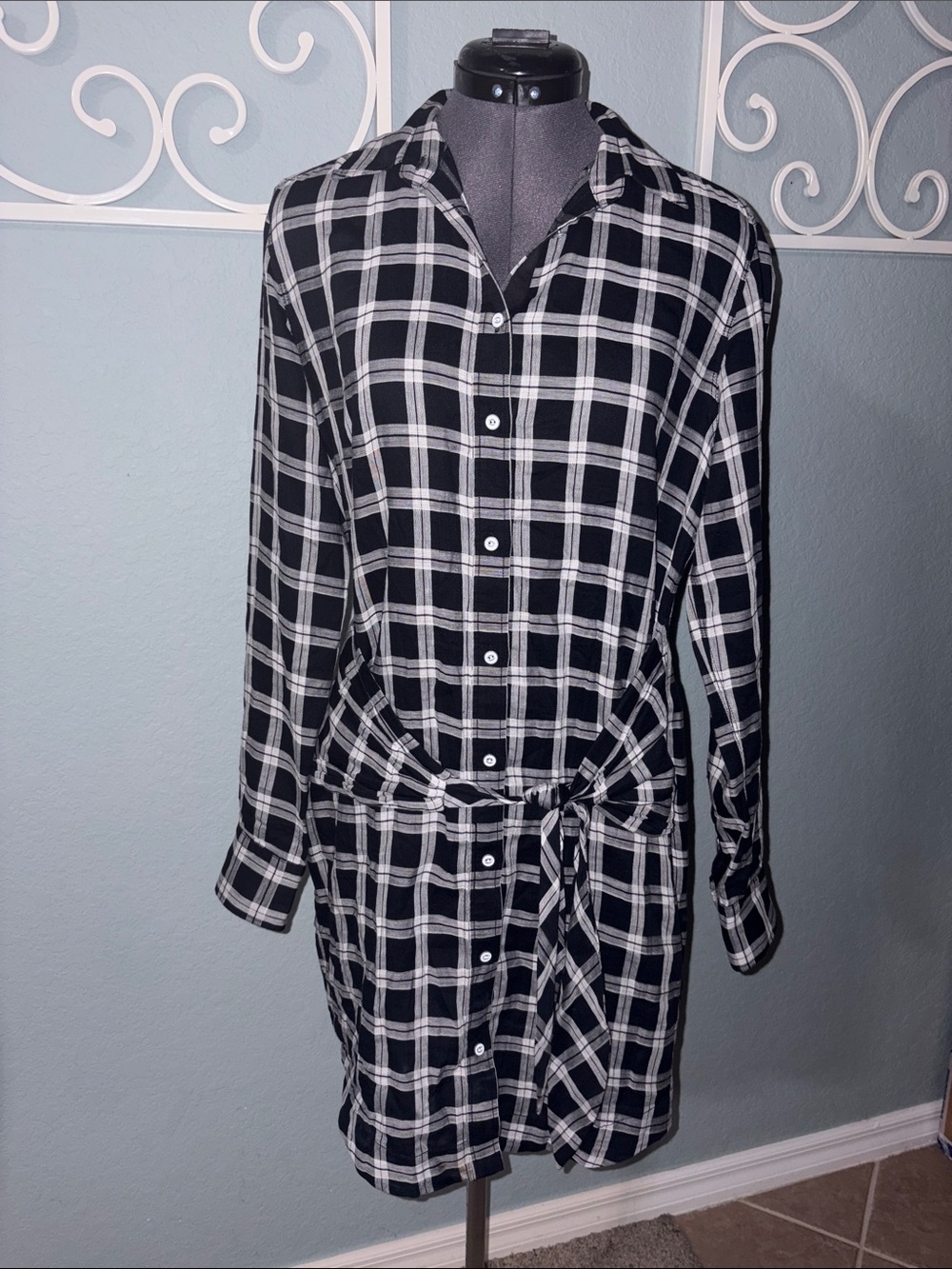Like new Rag & Bone Tie Front Cotton Plaid long sleeve Dress M